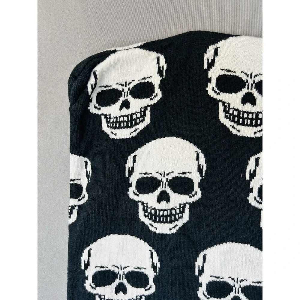 Pair Of Storehouse Halloween Skull Pillowcases‎ Decorative Pillow Covers 18